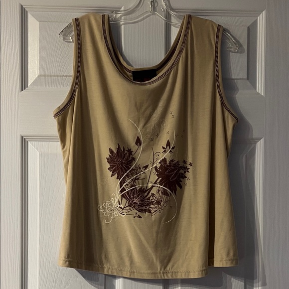 Mr.Max Tops - 4/$20 Sleeveless Beige Floral Graphic Tank Top